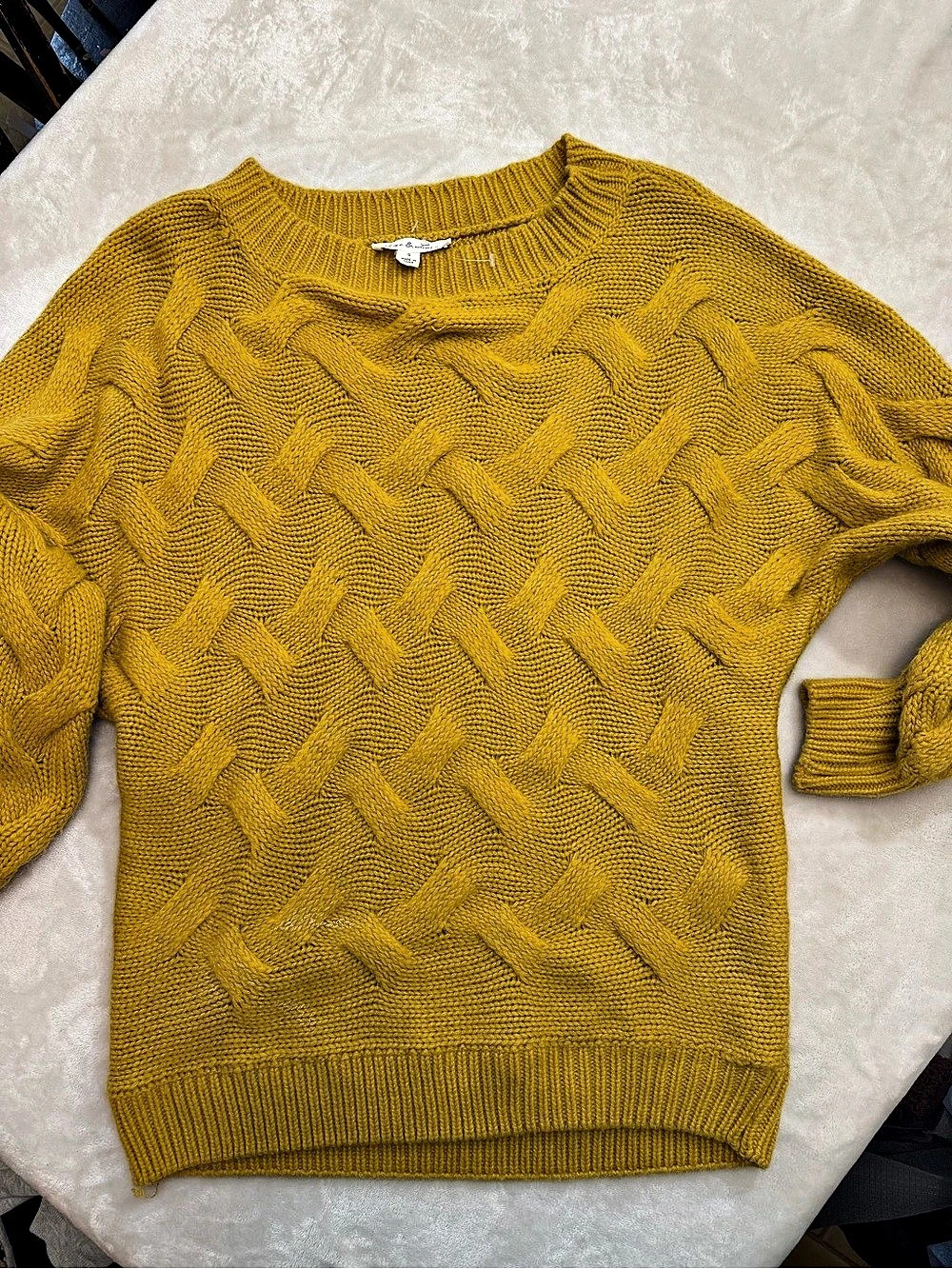 Vine and Love Geometric Knit Sweater in Yellow Small
